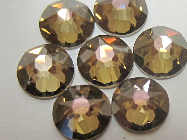 72 pcs. 20ss CRYSTAL BRONZE FLATBACK STAR BRIGHT Rhinestones